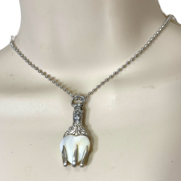 Antique British Silverware Ring Artisan Crafted from Silver Plated Bread Fork - Picture 11 of 14